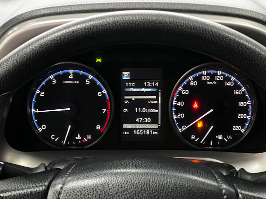 Toyota RAV4, 2017 года, пробег 165000 км