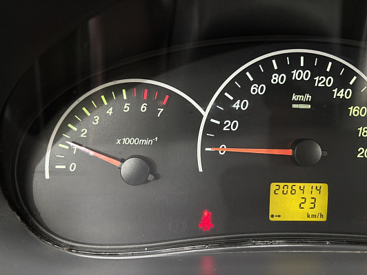 Lada (ВАЗ) Priora Люкс, 2012 года, пробег 206278 км