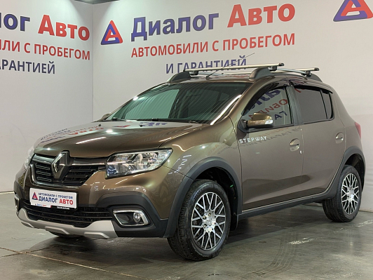 Renault Sandero Stepway Drive, 2019 года, пробег 68000 км
