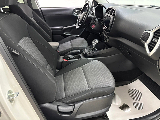 Kia Soul Luxe, 2022 года, пробег 57779 км
