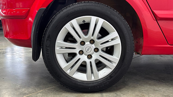 Opel Astra, 2012 года, пробег 105806 км