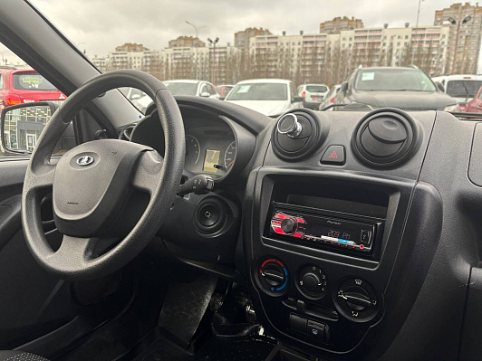 Lada (ВАЗ) Granta Standard Plus Glonass 21901-50-213, 2013 года, пробег 110000 км