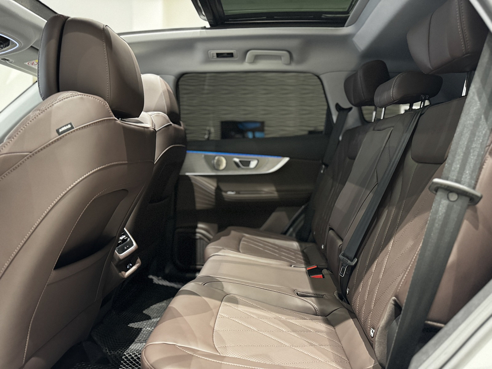 Chery Tiggo 8 Pro Max Ультима/Ultimate 4WD, серебряный