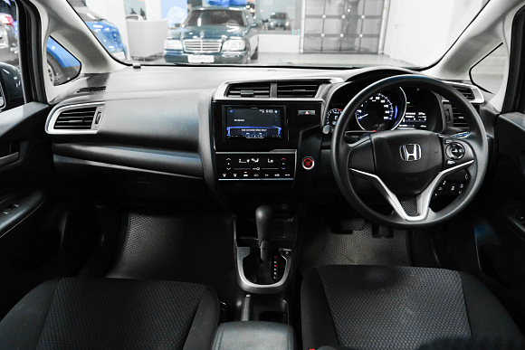 Honda Fit, 2019 года, пробег 122154 км