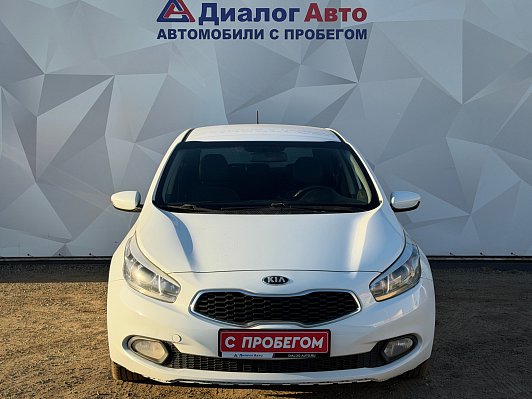 Kia Ceed Comfort, 2014 года, пробег 210000 км