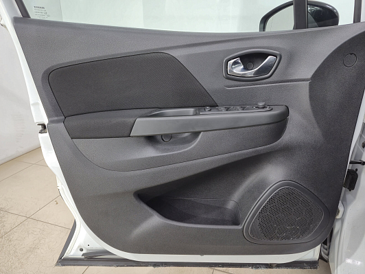 Renault Kaptur Drive, 2018 года, пробег 132900 км