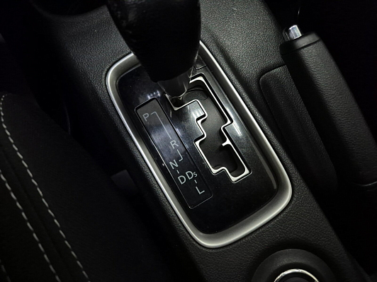 Mitsubishi Outlander Intense, 2016 года, пробег 172205 км