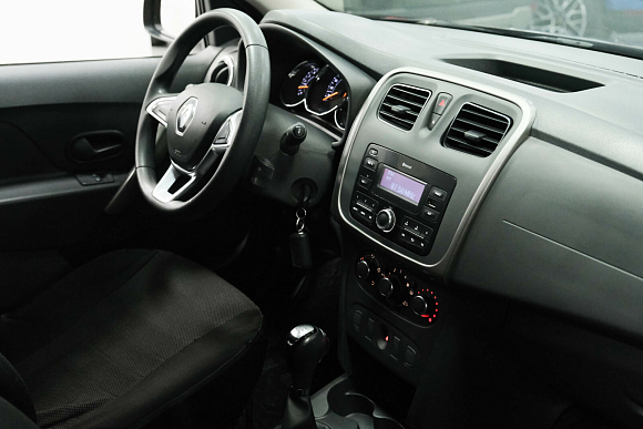 Renault Sandero Life, 2020 года, пробег 47582 км