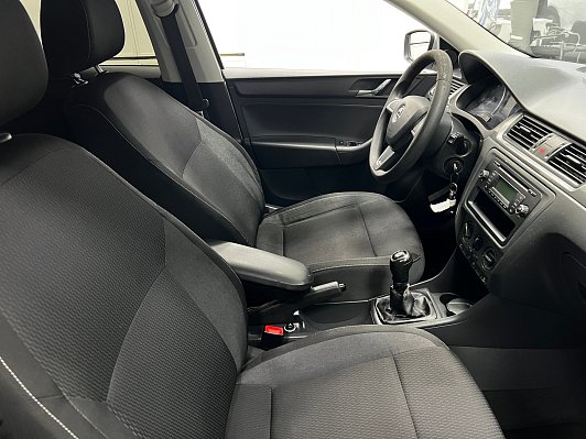 Skoda Rapid, 2014 года, пробег 196158 км