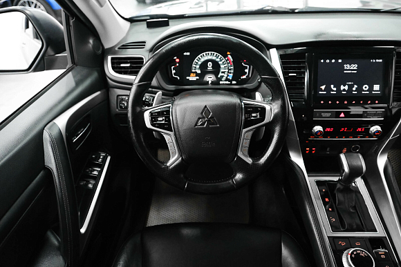Mitsubishi Pajero Sport Instyle, 2021 года, пробег 97058 км