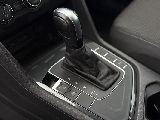 Volkswagen Tiguan Winter Edition, 2020 года, пробег 142547 км