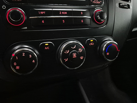 Kia Cerato Comfort, 2015 года, пробег 98406 км