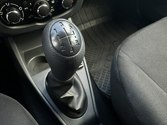 Lada (ВАЗ) Largus Comfort Light 5 мест, 2024 года, пробег 5500 км