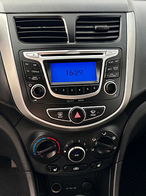 Hyundai Solaris Active, 2014 года, пробег 176578 км