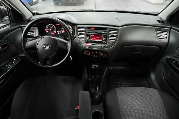 Kia Rio Comfort, 2011 года, пробег 199000 км