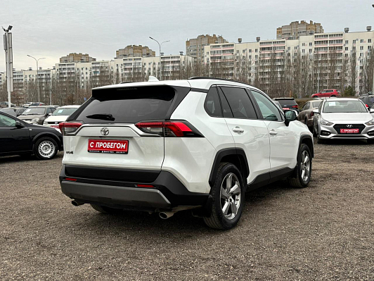Toyota RAV4 Комфорт, 2021 года, пробег 85699 км