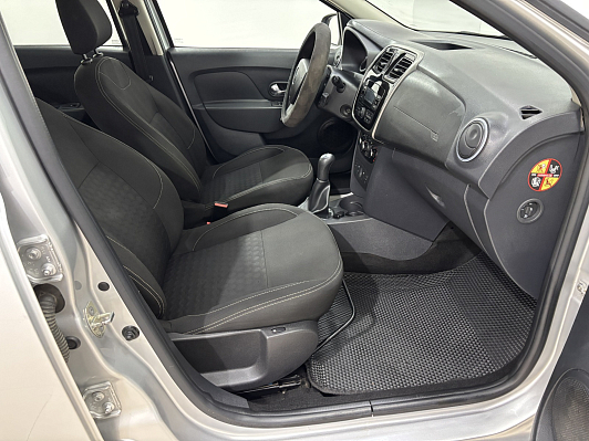 Renault Logan Privilege, 2017 года, пробег 130937 км