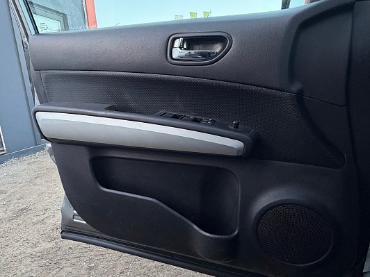 Nissan X-Trail XE, 2011 года, пробег 131700 км