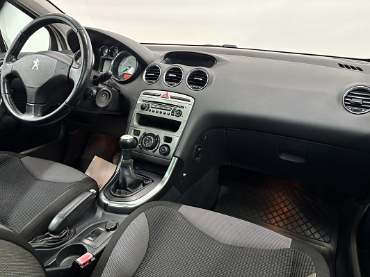 Peugeot 308 Premium Pack, 2010 года, пробег 200153 км