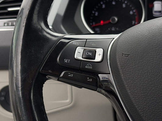 Volkswagen Tiguan, 2017 года, пробег 122971 км