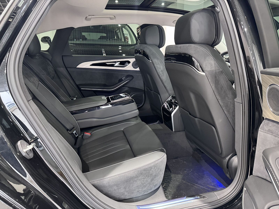 Hongqi H9 Deluxe Business, черный