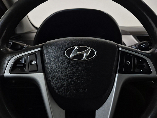 Hyundai Solaris Active, 2014 года, пробег 195945 км