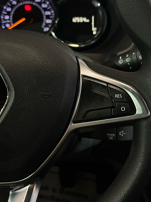 Renault Sandero Stepway Life, 2020 года, пробег 12500 км