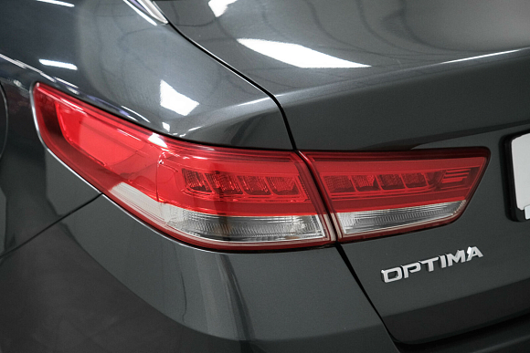 Kia Optima Luxe, 2018 года, пробег 171796 км