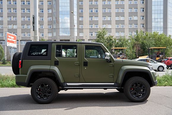 BAIC BJ40 Flagship, зеленый