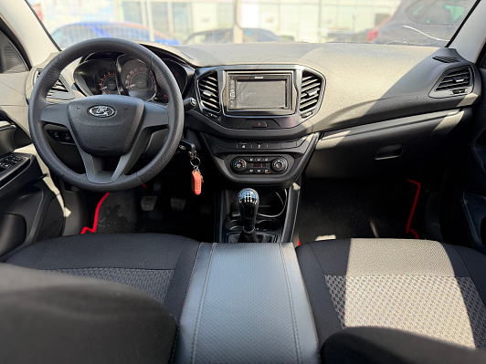 Lada (ВАЗ) Vesta Classic Start (2018-2019), 2018 года, пробег 147300 км