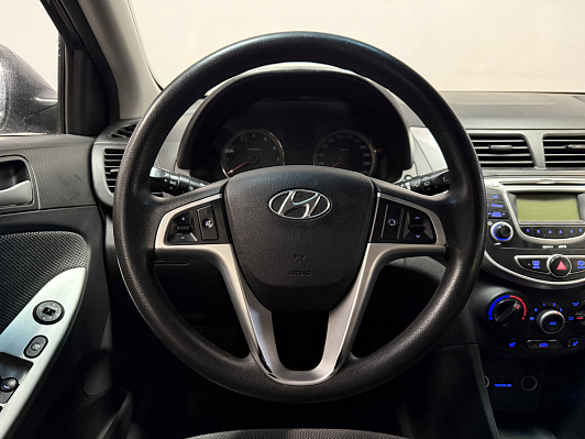 Hyundai Solaris Active, 2013 года, пробег 184000 км