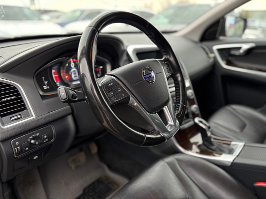 Volvo XC60 Summum, 2015 года, пробег 187400 км
