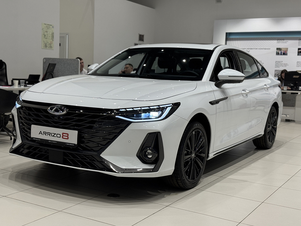 Chery Arrizo 8 Ультра Черный / Ultra Black, белый