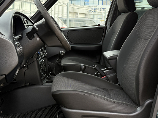 Chevrolet Niva GL, 2016 года, пробег 250000 км