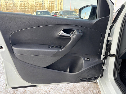 Volkswagen Polo SELECT, 2019 года, пробег 42017 км