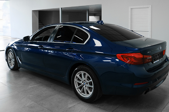 BMW 5 серии 530i xDrive Luxury, 2017 года, пробег 235000 км
