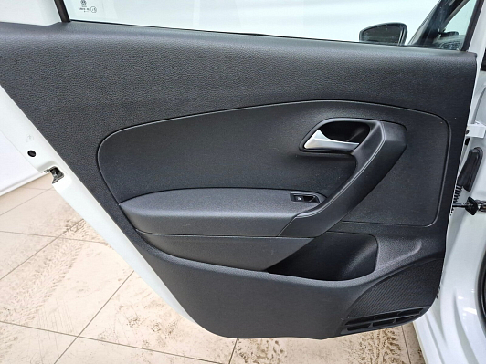 Volkswagen Polo Conceptline, 2018 года, пробег 106679 км