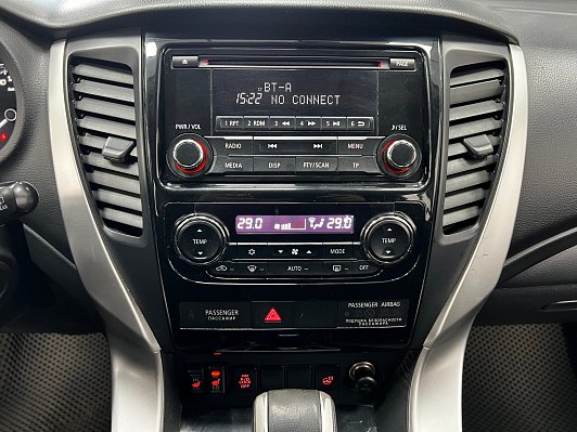 Mitsubishi Pajero Sport Intense, 2018 года, пробег 157220 км