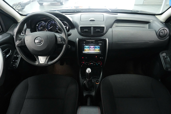 Nissan Terrano Elegance Plus, 2021 года, пробег 140000 км