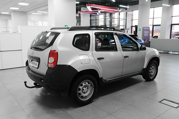 Renault Duster Authentique, 2015 года, пробег 124500 км