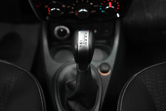 Nissan Terrano Elegance, 2019 года, пробег 20000 км