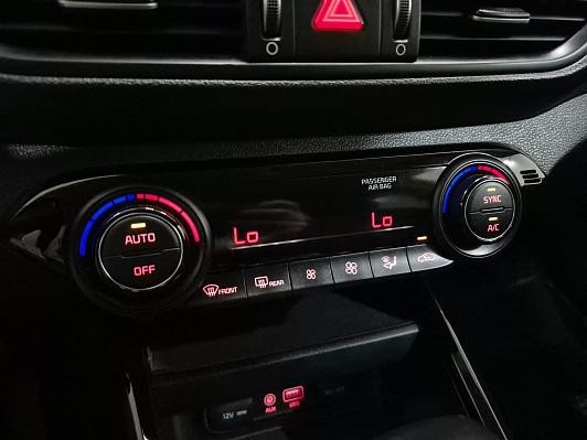 Kia Cerato Luxe, 2020 года, пробег 68985 км
