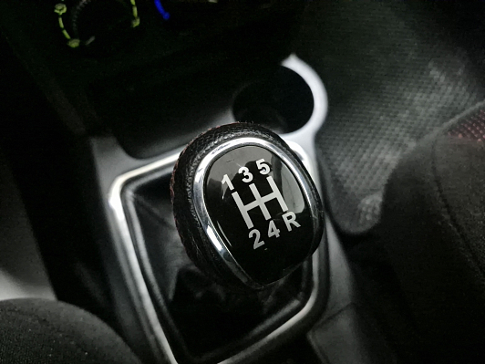 Lada (ВАЗ) Priora Норма, 2014 года, пробег 105578 км