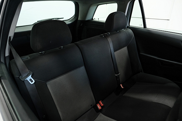 Opel Astra, 2014 года, пробег 188378 км