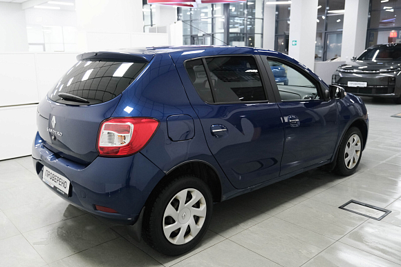 Renault Sandero Privilege, 2017 года, пробег 121000 км