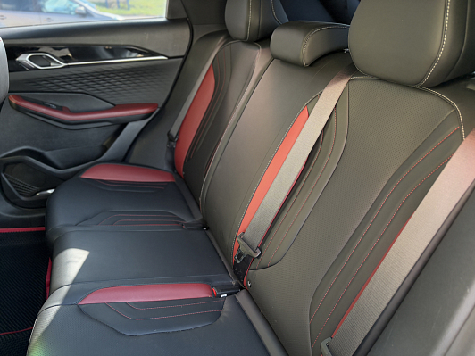 Geely Coolray, 2023 года, пробег 44954 км