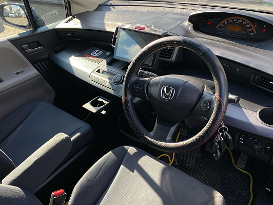 Honda Freed, 2009 года, пробег 259000 км