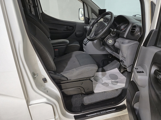 Nissan NV200, 2016 года, пробег 194376 км