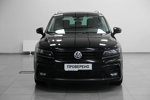 Volkswagen Tiguan Highline, 2018 года, пробег 251323 км