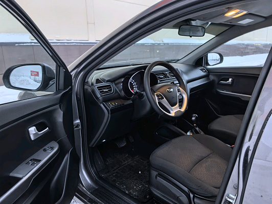 Kia Rio, 2016 года, пробег 141000 км